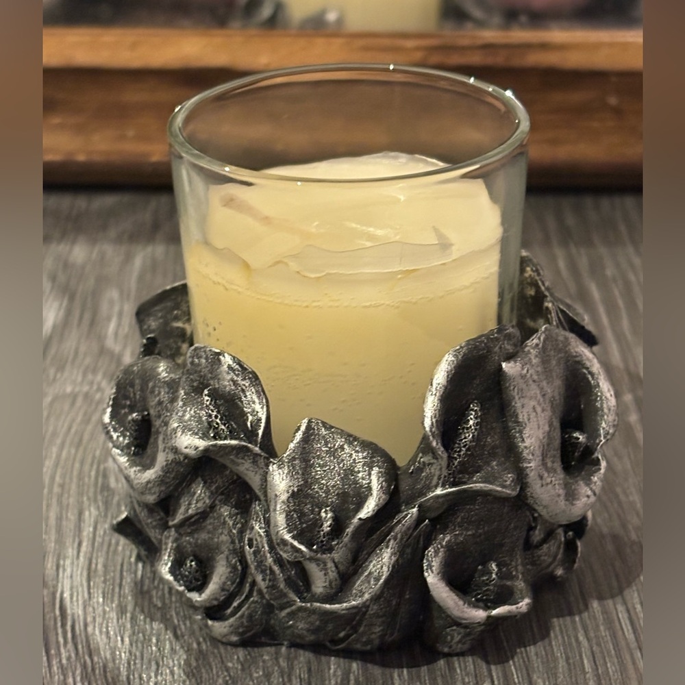Silver Tone Floral Candle Holder With Lily Design 2 Pieces Including Candle